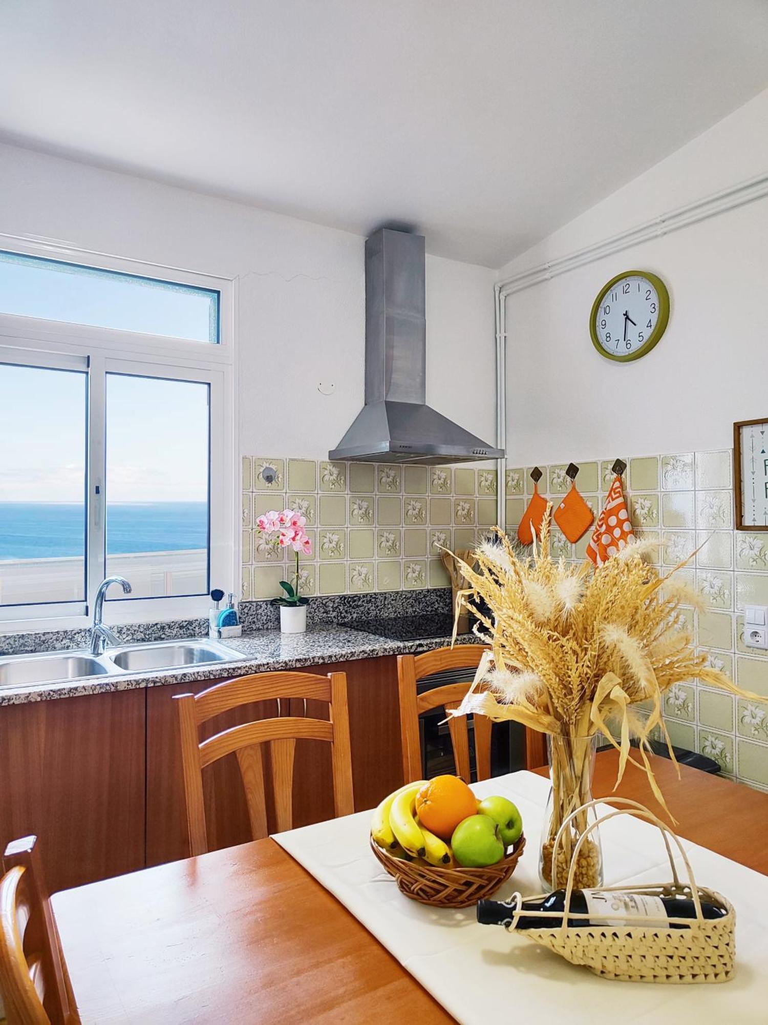 Gateone Al Airport View House Villa Machico  Exteriör bild